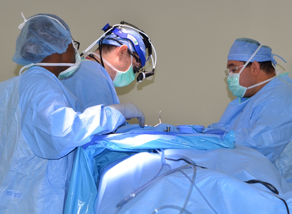 Elective surgeries hone surgical skills, prepare medical team for combat