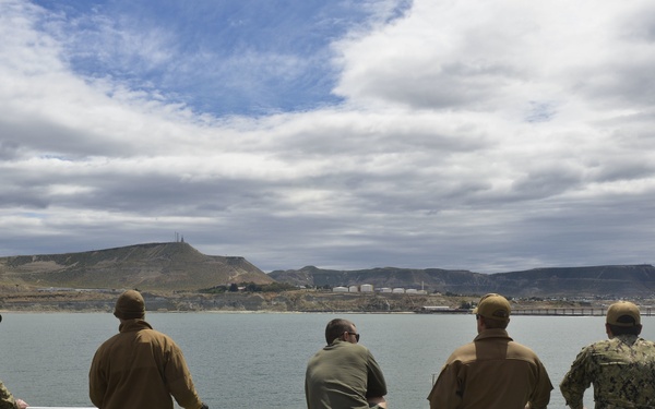 Undersea Rescue Command Loads Equipment to Assist Argentine Submarine