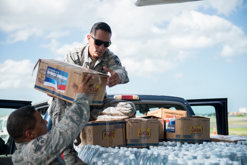 Dominican Republic delivers aid to Puerto Rico