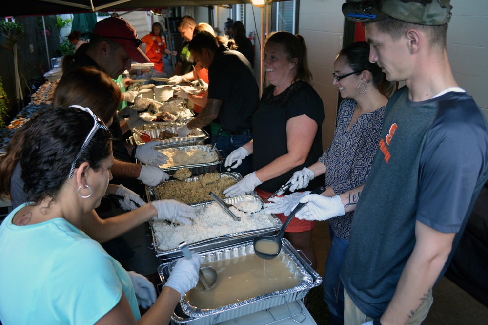 Bronco Brigade serves Thanksgiving to Hawaii community