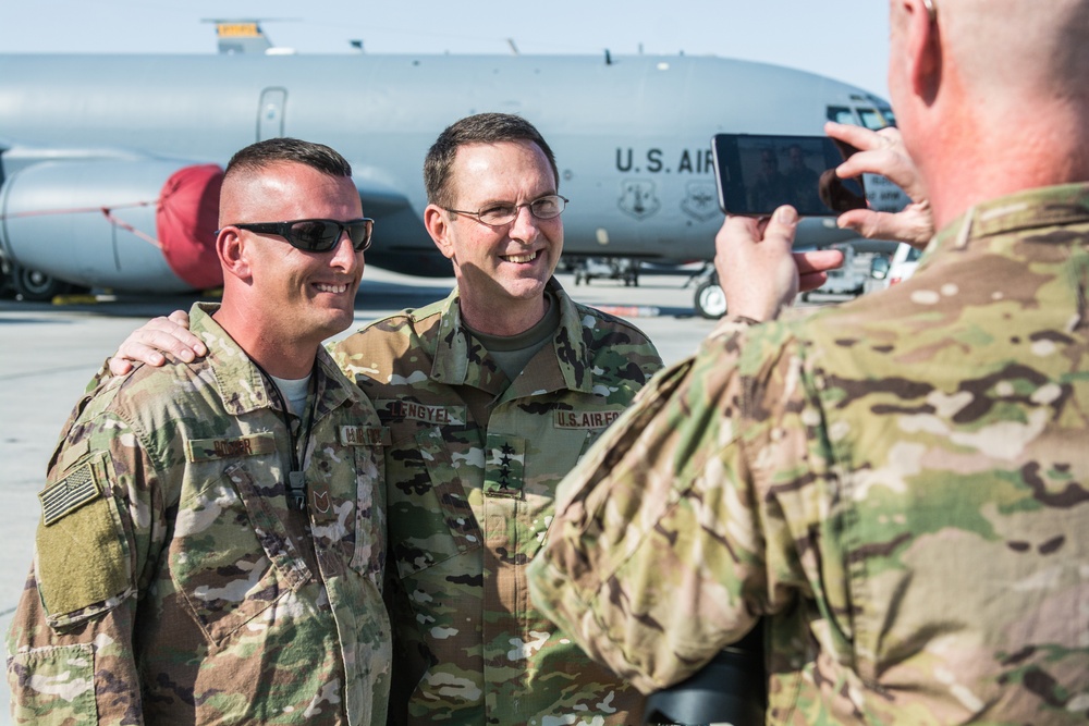 Chief of National Guard Bureau visits deployed Guardsmen in Qatar