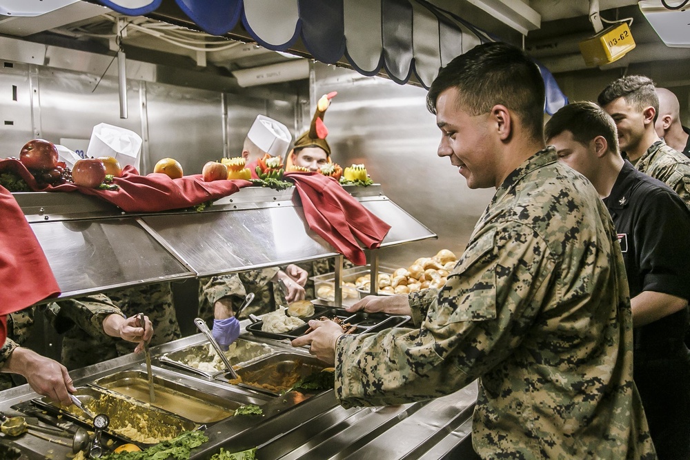 Navy-Marine Corps Team Celebrates Thanksgiving Aboard USS Oak Hill