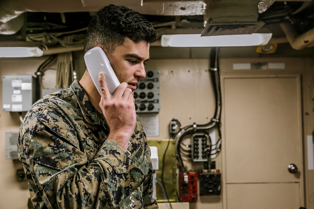 Navy-Marine Corps Team Celebrates Thanksgiving Aboard USS Oak Hill