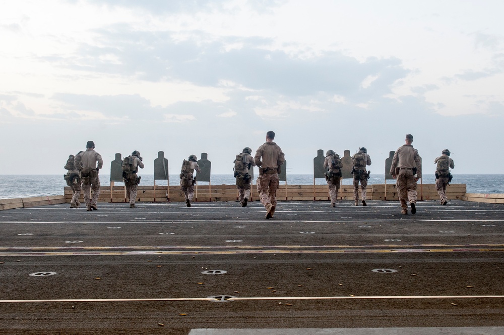 15th MEU Marines participate in live fire exercise on USS America