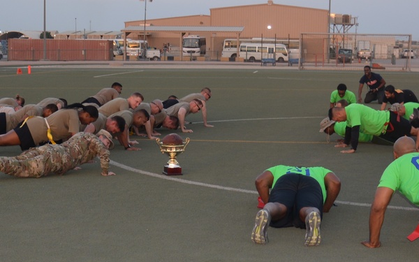 Soldiers Celebrate Thanksgiving in Kuwait