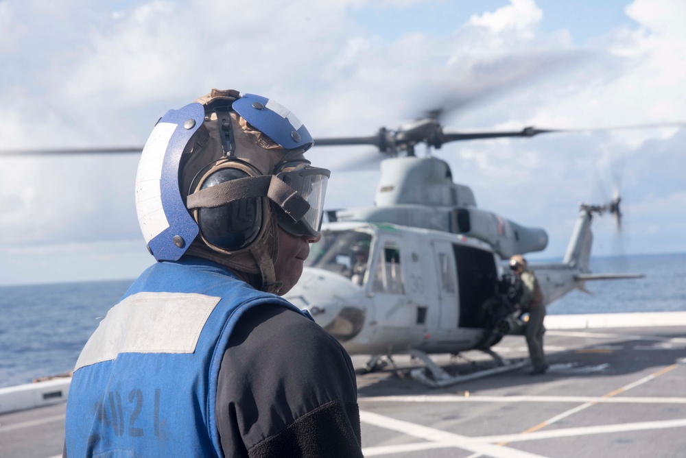 USS New York (LPD 21) conducts COMPTUEX