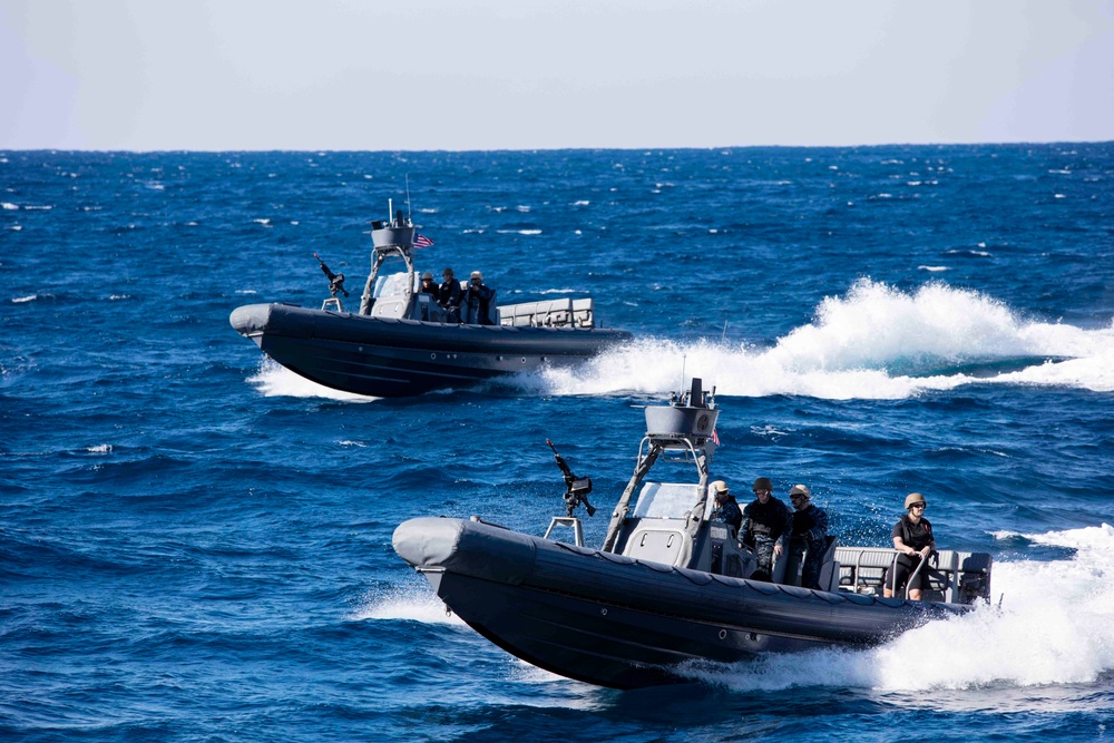 USS New York (LPD 21) conducts COMPTUEX