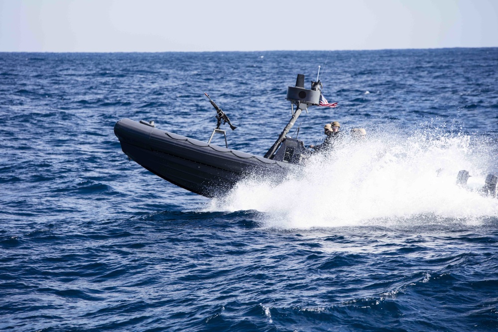 USS New York (LPD 21) conducts COMPTUEX