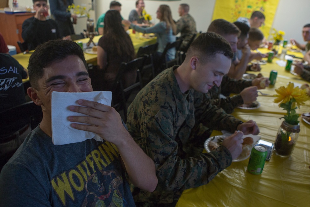 Headquarters and Support Battalion Leadership hosts Thanksgiving in the Barracks, MCIPAC-MCB Commanding General, Brig. Gen. Rock Jr. takes part