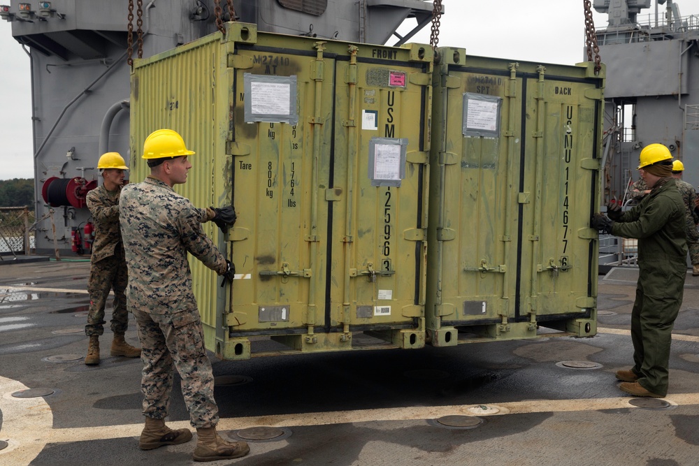 2nd TSB conducts Type Course Amphibious Training