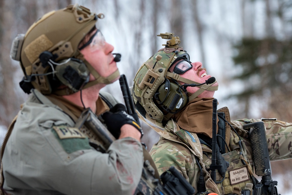 Alaska Air National Guard and Alaska Army National Guard cooperate for mass-casualty training exercise at JBER