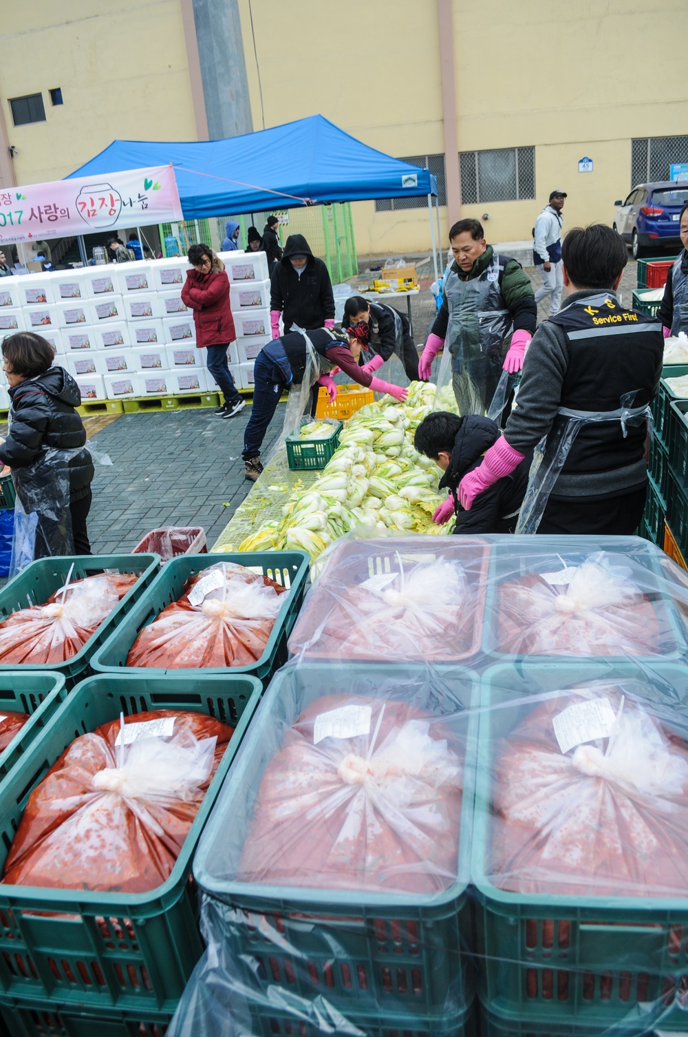 2017 Dongducheon Volunteer Center Annual Kimchi Charity Event