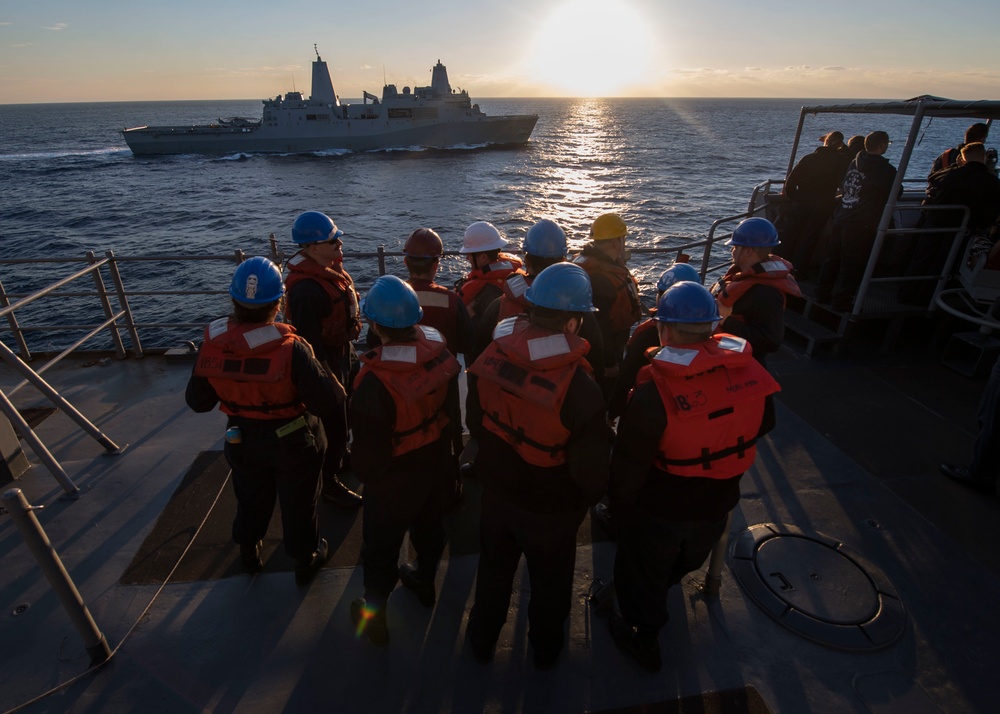 USS Oak Hill (LSD 51) conducts COMPTUEX