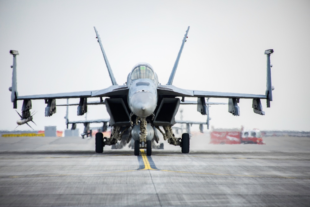 MCAS Iwakuni welcomes the first jet squadrons from Carrier Air Wing Five