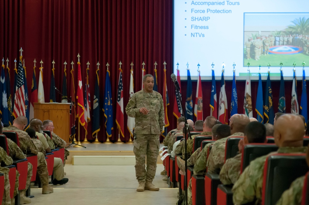 USARCENT Commanding General hosts townhall