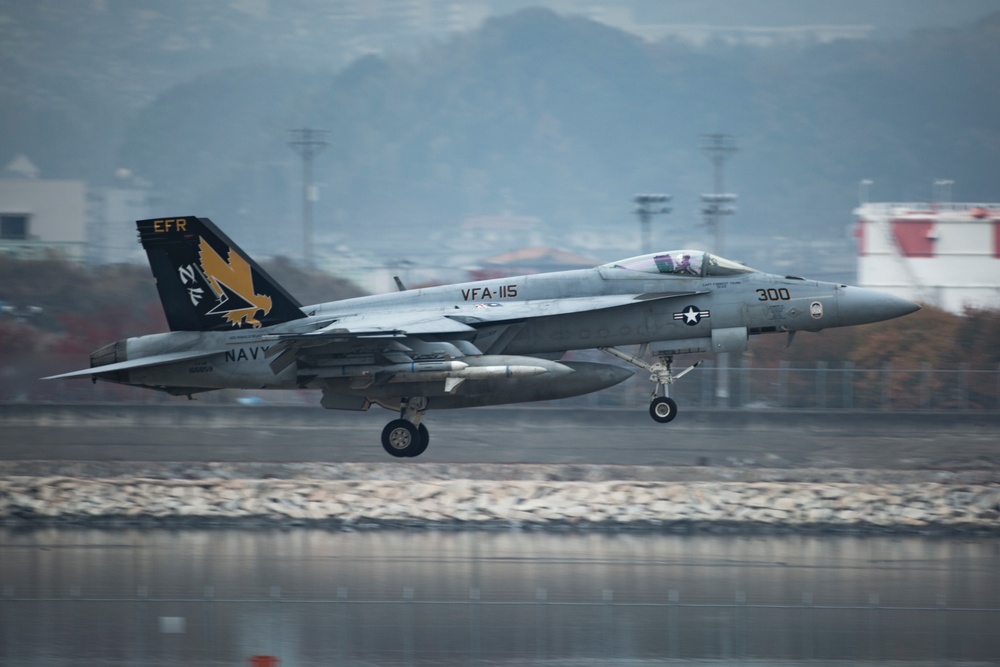 MCAS Iwakuni welcomes the first jet squadrons from Carrier Air Wing Five