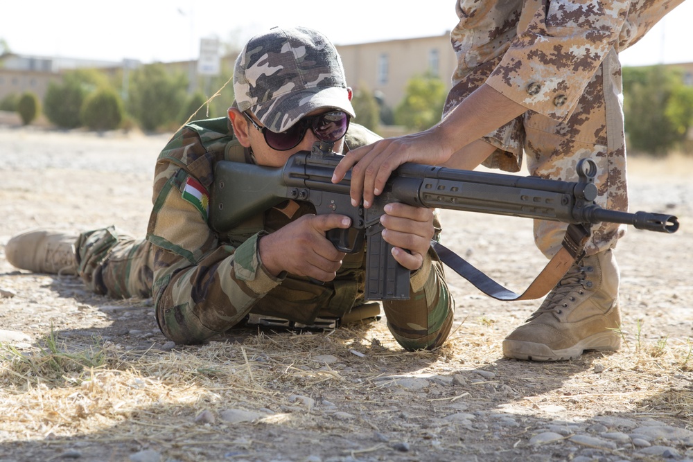 Italian army trainers lead Peshmerga advanced marksmanship training