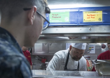 Louisiana Chefs Visit USS Louisiana