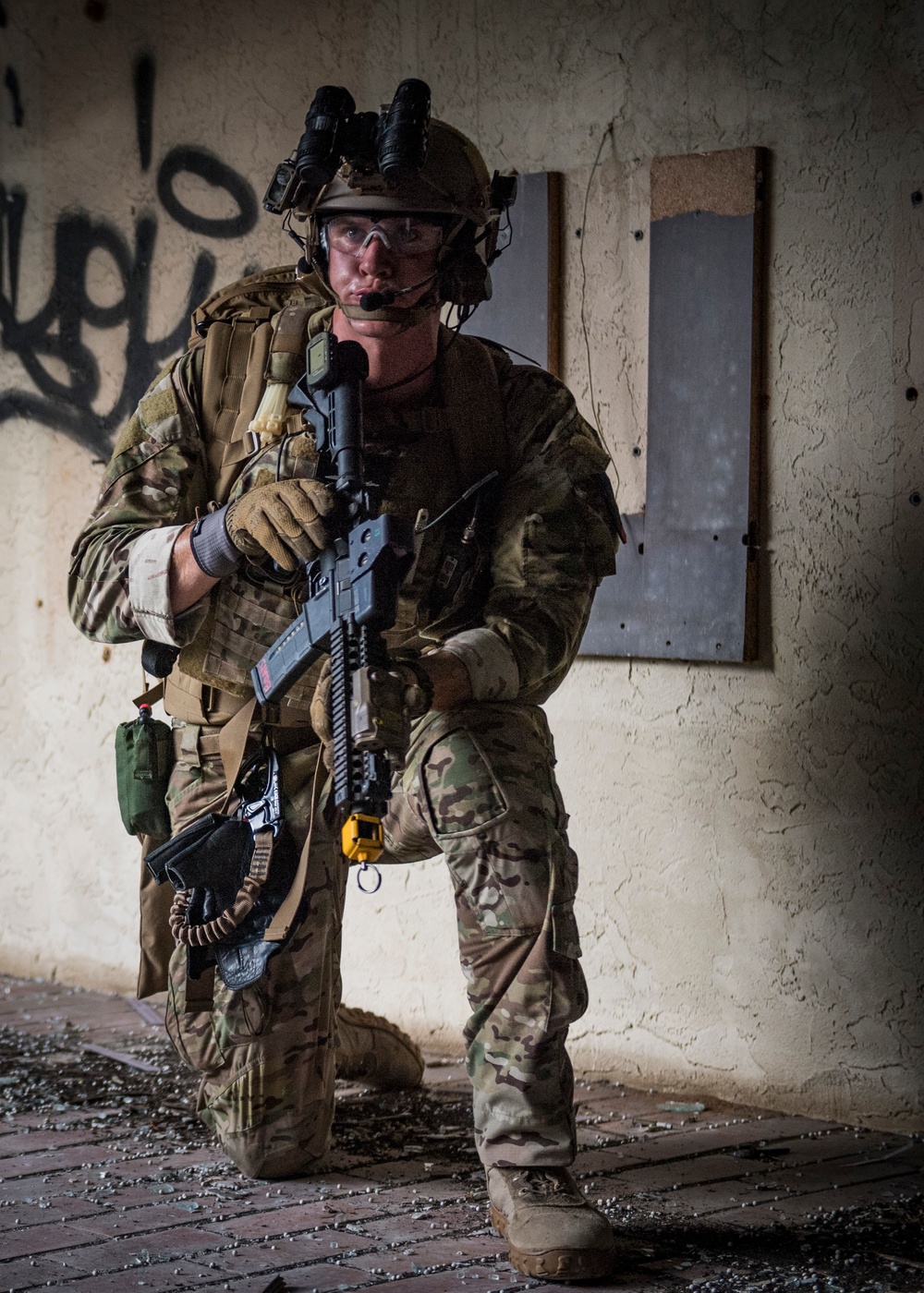 EODMU 5 Insertion &amp; Hostage Rescue Exercise
