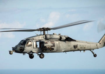 USS Iwo Jima (LHD 7) conducts COMPTUEX