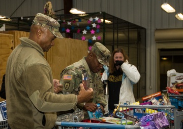 4th Cav MFTB Soldiers embrace the gift of giving