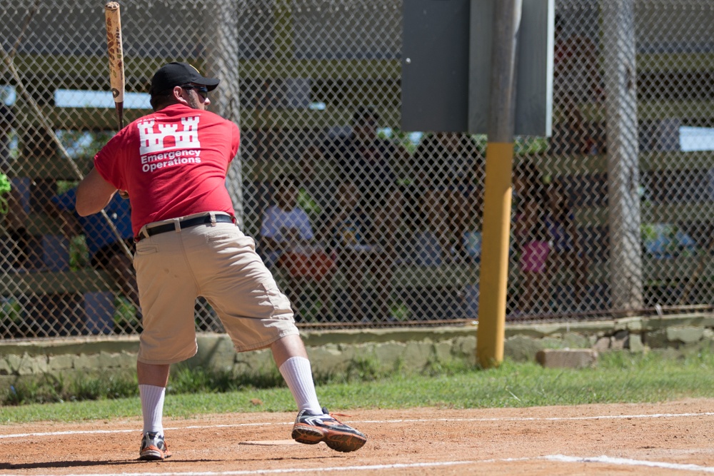 Responders play Culebra in softball match