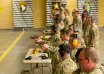101st ABN DIV (AASLT) fields new Army handgun, achieves milestone