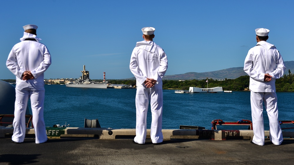 Nimitz Departs Pearl Harbor