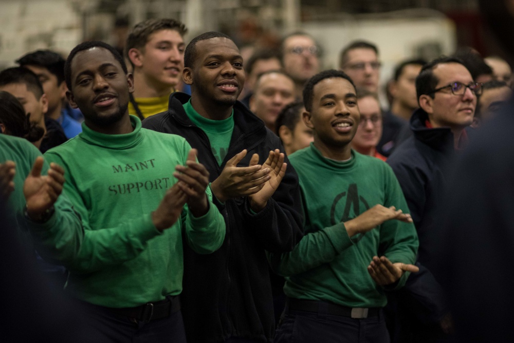 USS Ronald Reagan (CVN 76)