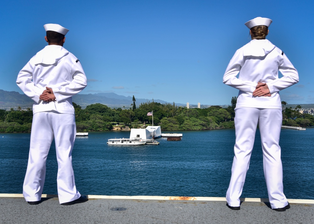 Nimitz Sailors Man the Rails