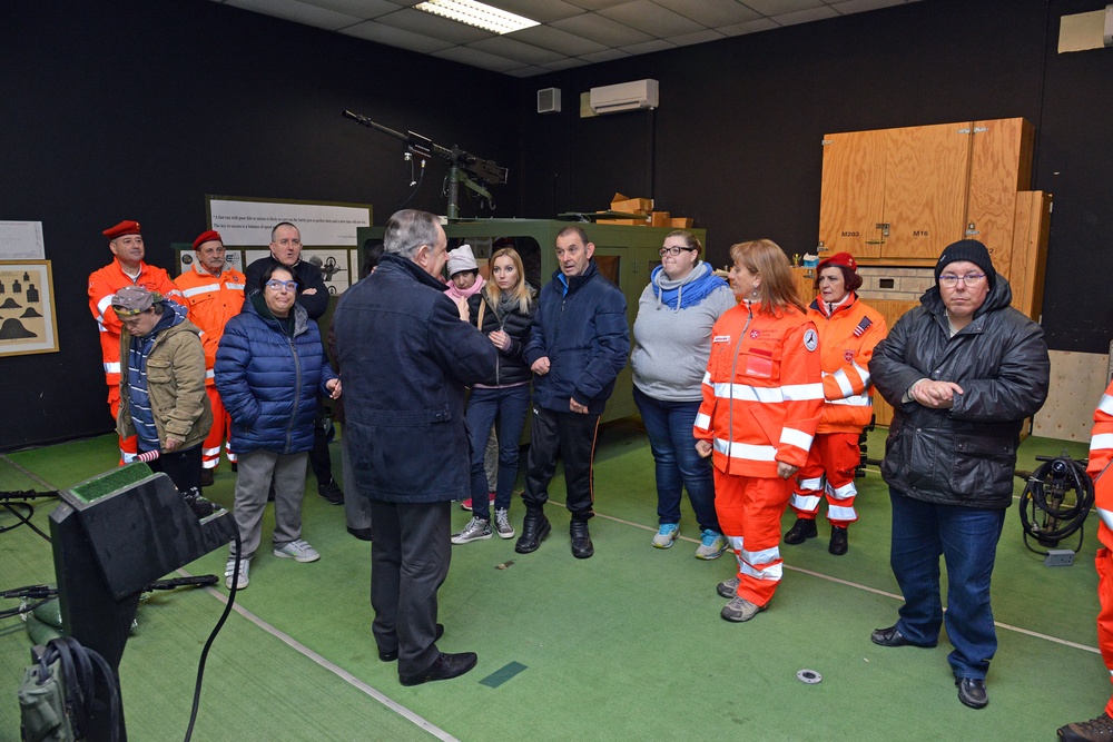 VISIT AT CASERMA EDERLE ASSOCIAZIONE &quot;Il NUOVO PONTE&quot;