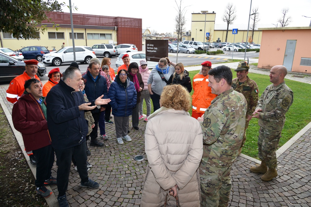 VISIT AT CASERMA EDERLE ASSOCIAZIONE &quot;Il NUOVO PONTE&quot;