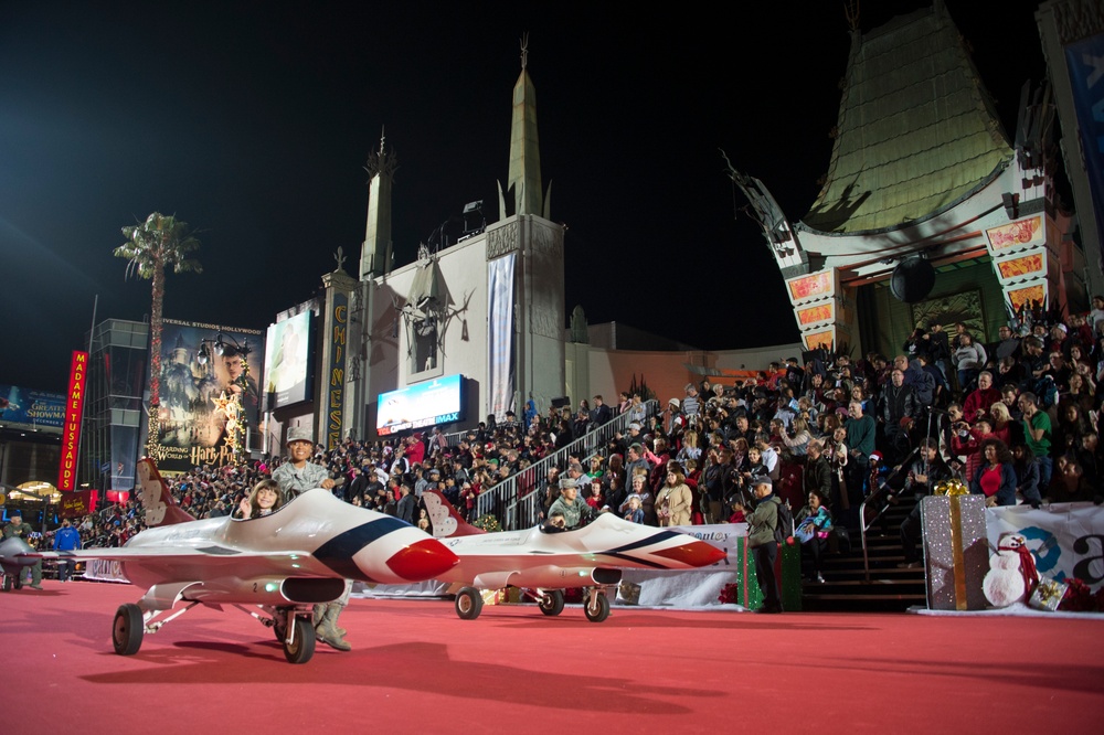 Hollywood Christmas Parade