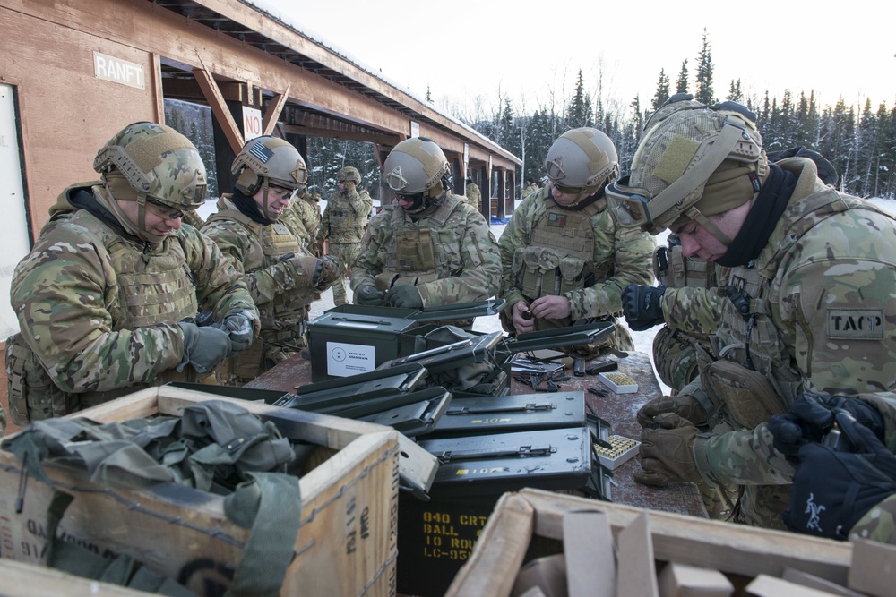 3rd Air Support Operations Squadron hone marksmanship skills on JBER