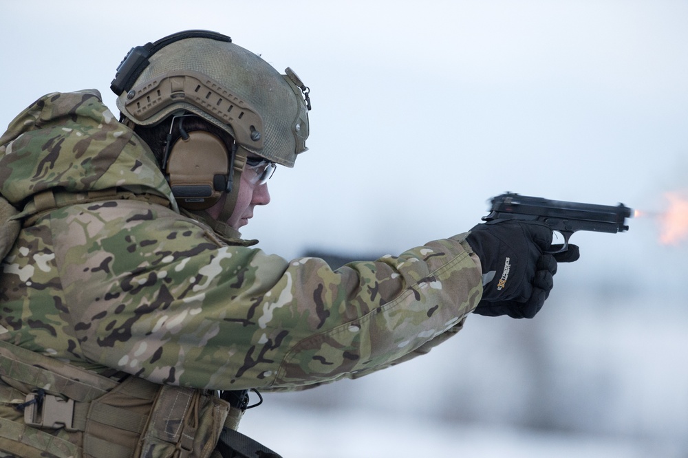 3rd Air Support Operations Squadron hone marksmanship skills on JBER