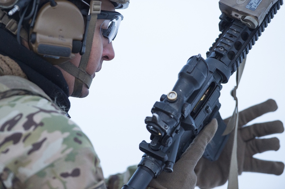 3rd Air Support Operations Squadron hone marksmanship skills on JBER