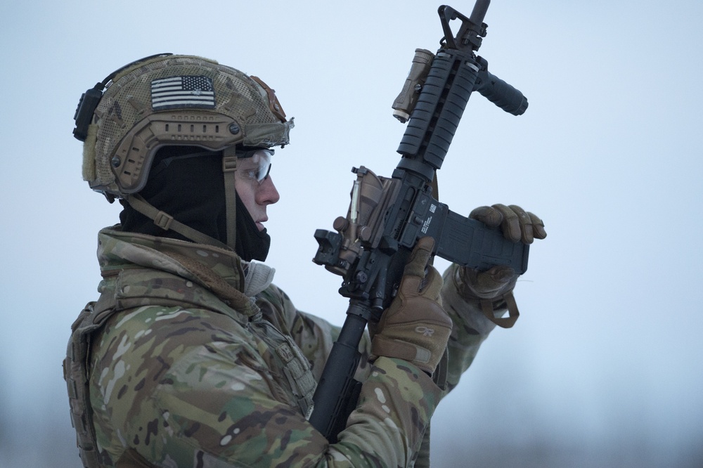 3rd Air Support Operations Squadron hone marksmanship skills on JBER