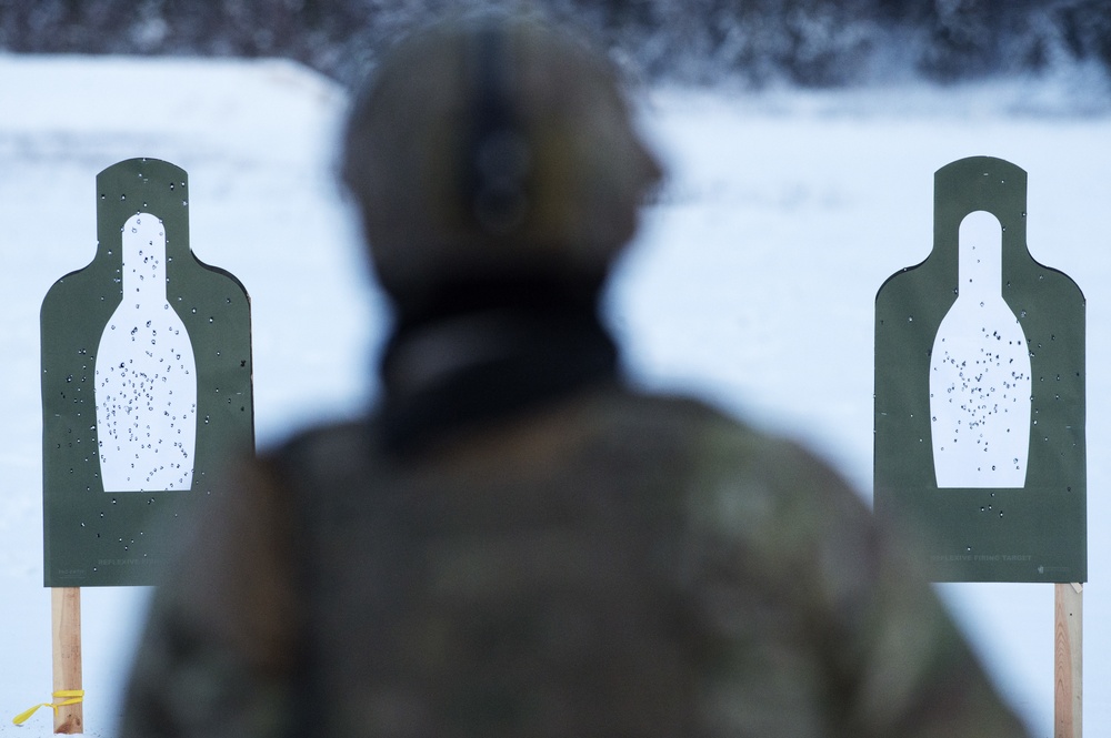 3rd Air Support Operations Squadron hone marksmanship skills on JBER