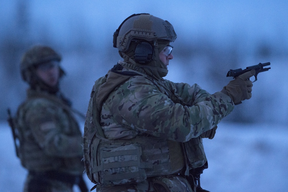 3rd Air Support Operations Squadron hone marksmanship skills on JBER