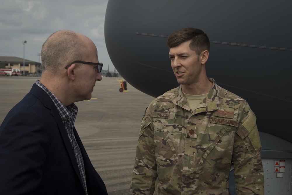 Top DOD civilian advisor for special operations visits Hurlburt Field