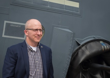 Top DOD civilian advisor for special operations visits Hurlburt Field
