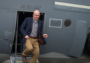Top DOD civilian advisor for special operations visits Hurlburt Field