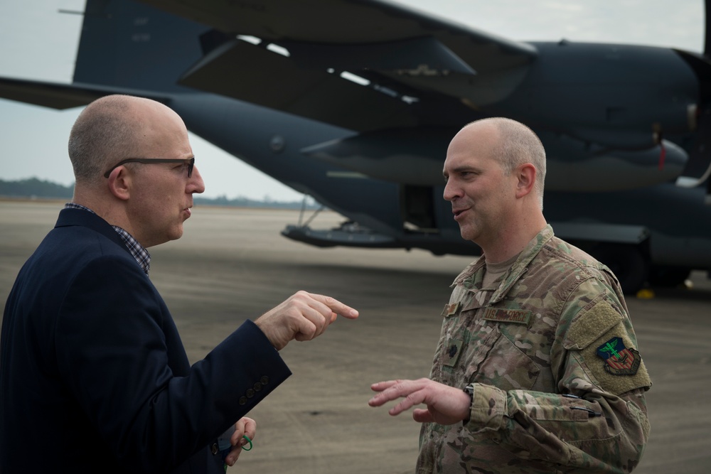 Top DOD civilian advisor for special operations visits Hurlburt Field