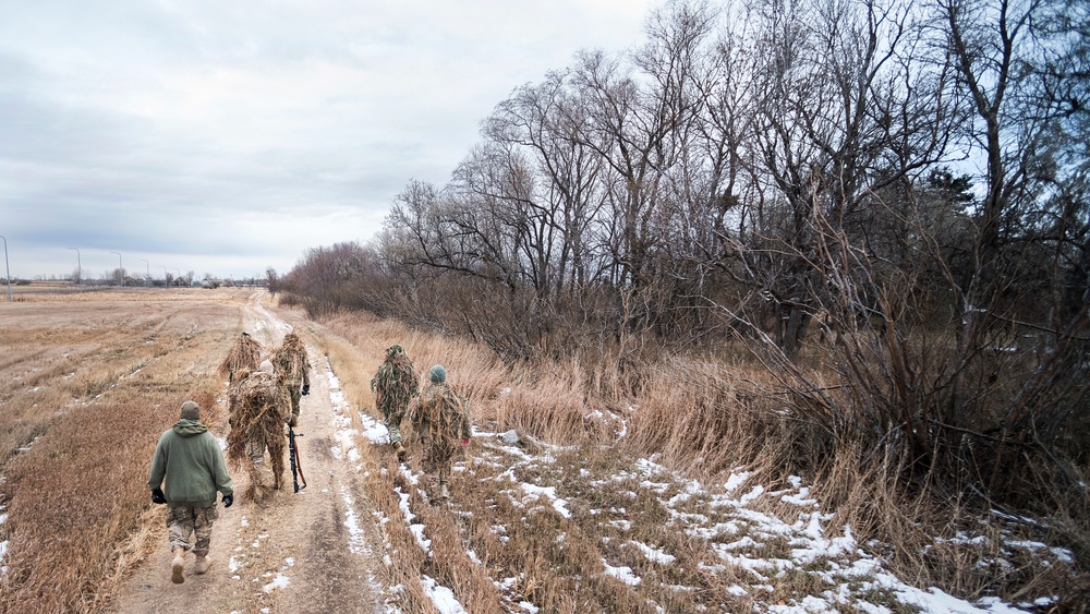 791 MSFS marksmen, 5 SFS MWD teams participate in joint-unit training