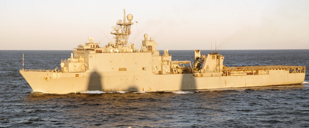 USS New York (LPD 21) conducts COMPTUEX