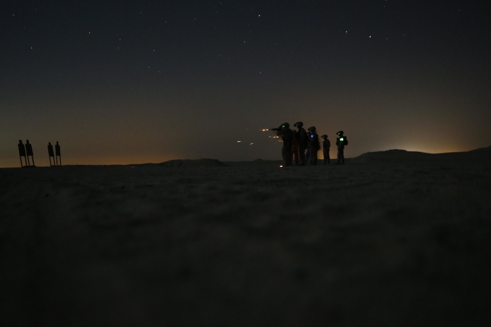 15th MEU's Battalion Landing Team conducts low-light marksmanship during Iron Magic 2018