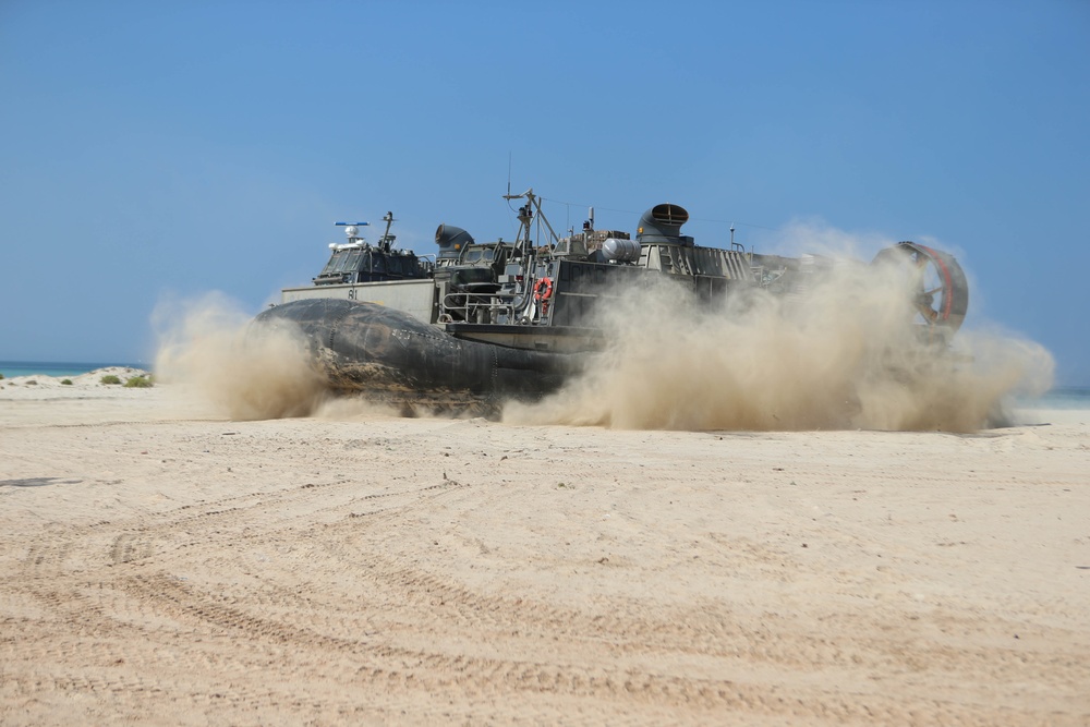 15th MEU backloads to USS Pearl Harbor at the conclusion of Iron Magic 2018