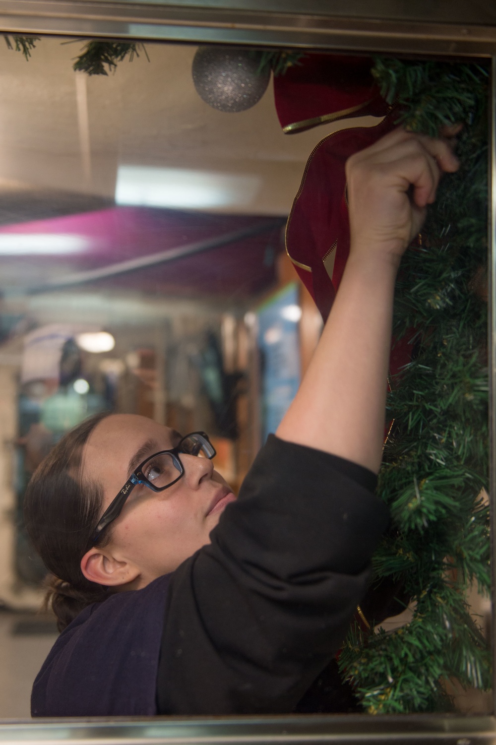 John C. Stennis Sailor decorates