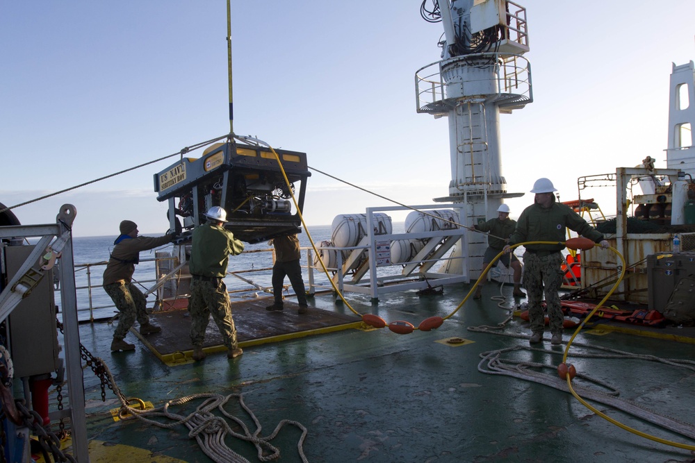 U.S. Navy Supports Search and Rescue Operation for Missing Argentine Submarine