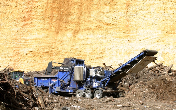 Debris removal picking up in Ponce area